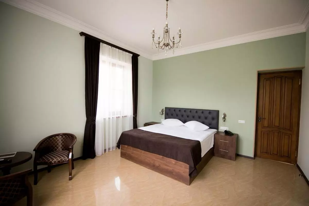 Royal Palace Hotel VAN ROOMS (Copy).jpg